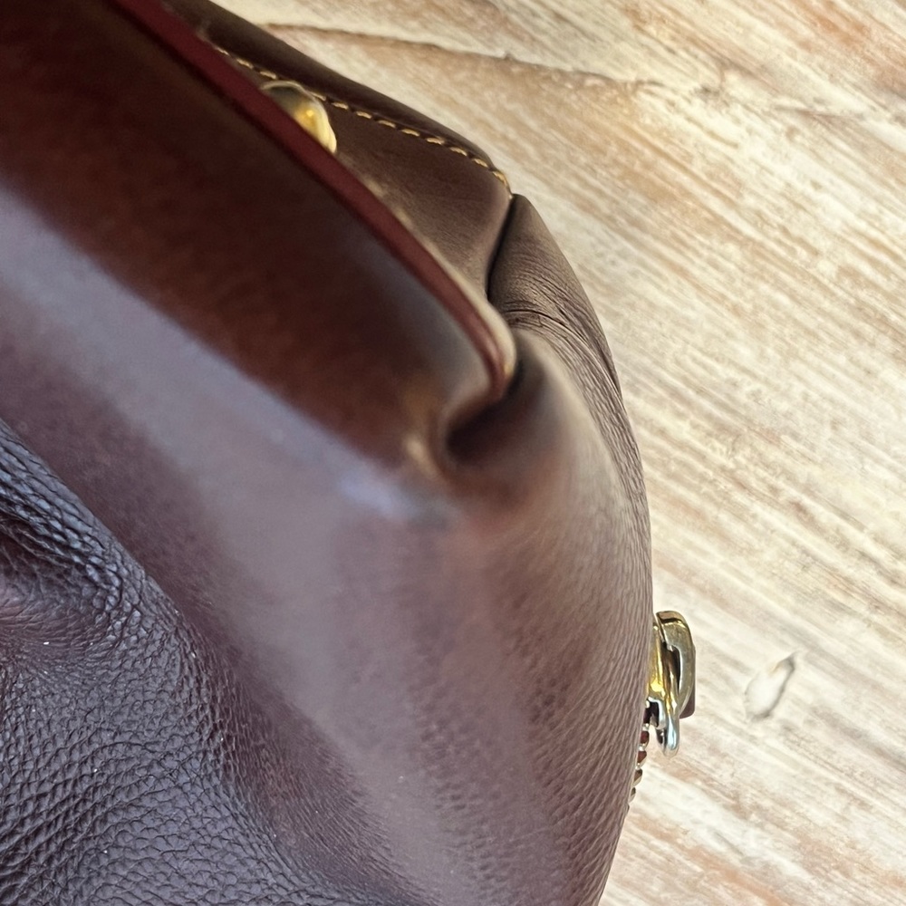 Dooney & Bourke Florentine Leather Large Zip Barlow Satchel - Picture 7 of 9